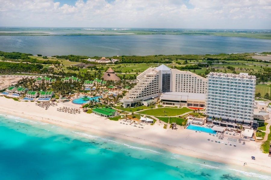 Iberostar Selection Canc&#250;n 5* 
